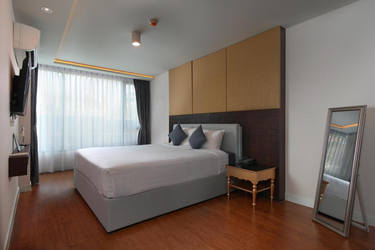Апарт готель The Aristo By Holy Cow, 4-Br Loft, 150 M2, Pool View пляж Сурин Екстер'єр фото