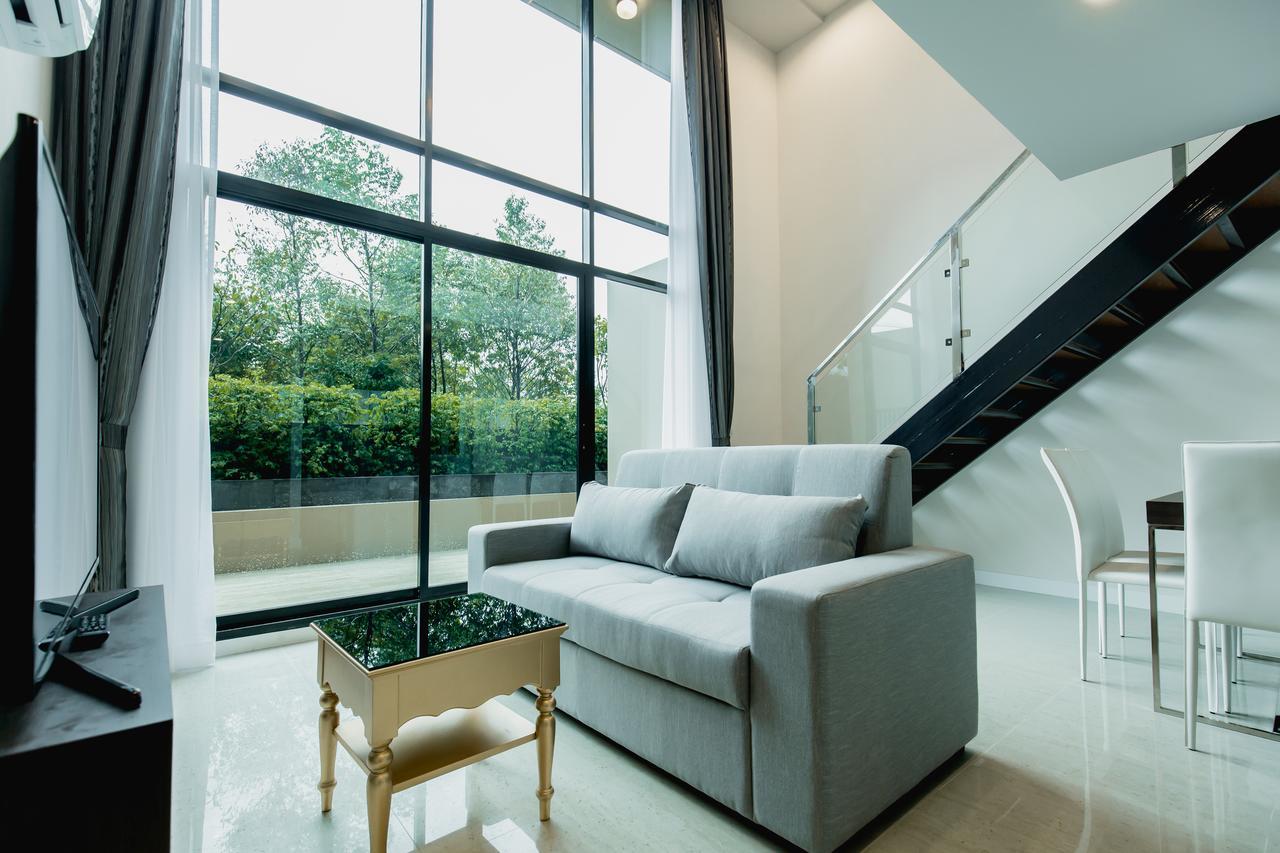 Апарт готель The Aristo By Holy Cow, 4-Br Loft, 150 M2, Pool View пляж Сурин Екстер'єр фото